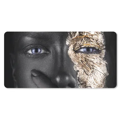 Produktbild von MuchoWow® Schreibtischunterlage Frau - Gold - Schwarz - Make-up - Luxus 80x40 cm - XXL Mauspad - Gaming Mauspad