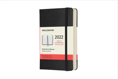 Image de Moleskine Classic, carnet personnel, noir, 12 mois, couleur unie, papier crème, 90 x 140 mm