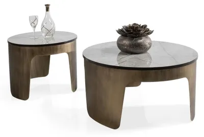 Productafbeelding van 2 moderne salontafels met een elegant design, ideaal voor een stijlvolle woonkamer