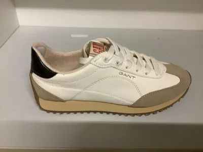Produktbild von Schuh Größe 40 mit sorgfältiger Verarbeitung und durchdachter Passform