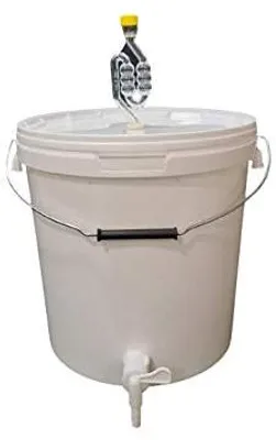 Produktbild von SILPLAST Kompletter Gärbehälter Set 20L Gäreimer mit Gärröhrchen, Dichtgummi und Ablaufhahn Weiß