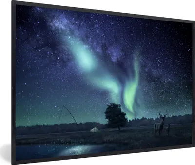 Produktbild von MuchoWow® MuchoWow® Gerahmtes Poster Nordlichter - Sternenhimmel - Nacht - Hirsche 60x40 cm - Poster mit zchwarzem Bilderrahmen - Printing - Wanddeko Schlafzimmer