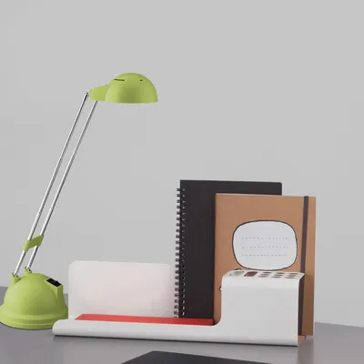 Produktbild von LED Schreibtischlampe mit warmweißem Licht, schwenkbare Tischleuchte