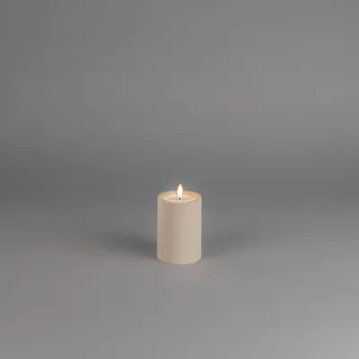 Produktbild von LED Kunststoffkerze sand Außen 1871-970 6h Timer D7 H10cm excl.2xAA IP44