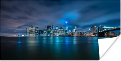 Produktbild von MuchoWow® Poster Die Brooklyn Bridge in New York bei bewölktem Himmel in der Nacht 120x60 cm - Bild