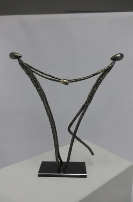 Productafbeelding van Gilde Figur, Paar, Emotion, Metall, silberfarben, VE 2 Höhe: 29.00 cm Breite: 27.00 cm Tiefe: 6.00cm 51874