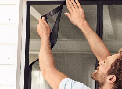 Obrázok produktu pre TESA Magnetická sieť proti hmyzu Sieť na dvere 0,9x2,1 m čierna