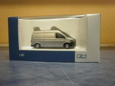 Produktbild von Rietze VW T6 LR Kasten FD reflexsilber 11610