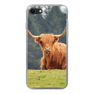 Produktbild von MuchoWow® Handyhülle Schutzhülle Hülle für iPhone 7 Schottische Highlander - Gras - Wald Silikon Softcase Handy Hülle - Kartenhalter