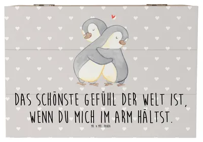 Produktbild von Mr. & Mrs. Panda Box Pinguine Kuscheln 22 x 15 cm - Grau Pastell - Geschenk, Freundin, Kiste, für Frauen, Holzbox, Erinnerungskiste, Valentinstag, Hochzeitstag, Jahrestag