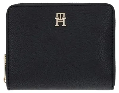 Produktbild von Tommy Hilfiger TH ICON MED ZA W/FLAP Damen Portemonnaie Schwarz : Größe - UNICA Größe: UNICA