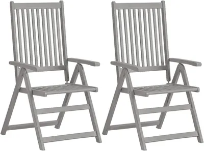 Produktbild von 2er-Set klappbarer Stühle aus massivem Akazienholz in gewaschenem Grau mit 5-fach verstellbarer Rückenlehne, UV- und witterungsbeständig