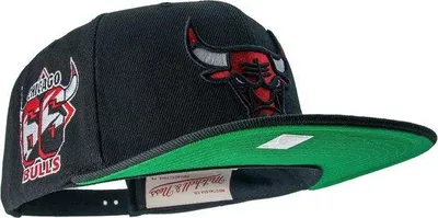 Produktbild von Snapback Cap Schwarz - Verstellbare Basketballmütze