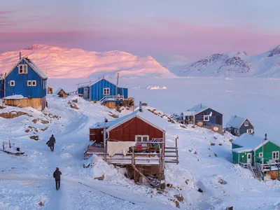 Produktbild von CALVENDO Puzzle Kullorsuaq, ein traditionelles Jägerdorf an der Melville Bay | 1000 Teile Lege-Größe 64x48cm Foto-Puzzle für glückliche Stunden