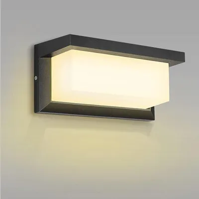 Productafbeelding van LED-wandlamp voor buiten - 18W, warm wit licht, ideaal voor tuin en entree