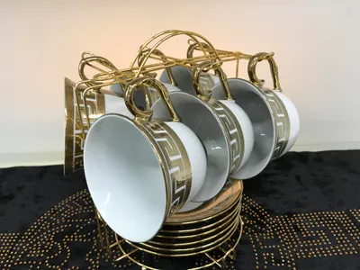 Produktbild von Porzellan Kaffee Tassen Set für 6 Personen Gold 13Tlg Coffee Tassen Latte Cappuccino Metallständer