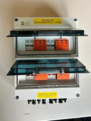 Produktbild von PV ANSCHLUSSKASTEN DC 4-Strings 1200V T1T2 3P DC4S3P