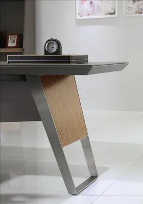 Image de Table à manger en bois moderne et rustique
