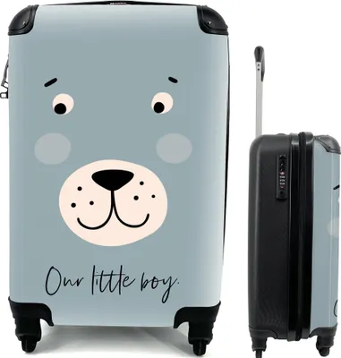 Produktbild von MuchoWow® MuchoWow® Koffer Handgepäck Trolley Rollkoffer Kleine Reisekoffer mit 4 Rollen - Sprichwörter - Zitate - Unser kleiner Junge - Kinder - Baby - Junge - Cabin Size < 55x40x23 cm & 55x40x20 cm