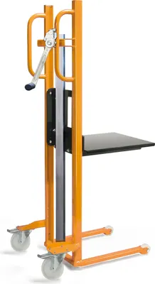 Produktbild von Bako Logistiksysteme Materialheber mit Plattform 150kg Tragkraft Polyamid-Räder