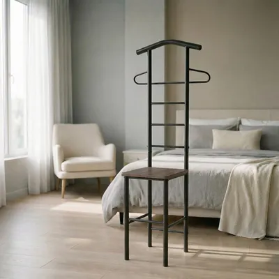Produktbild von Herrendiener JIVO schwarz/braun – stummer diener mit ablage aus Metall und MDF, kleiderständer modern für Schlafzimmer, stabiler kleiderbutler, stiller diener, platzsparend, hochwertige Verarbeitung