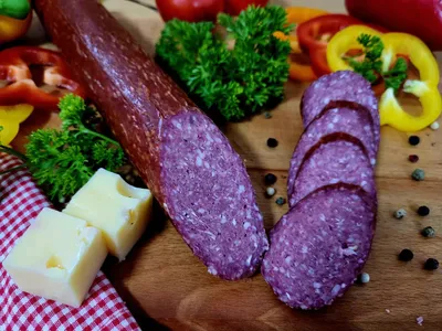 Produktbild von "Wildsalami" 300g, Wildhexe, Wildschweinfleisch und Hirschfleisch