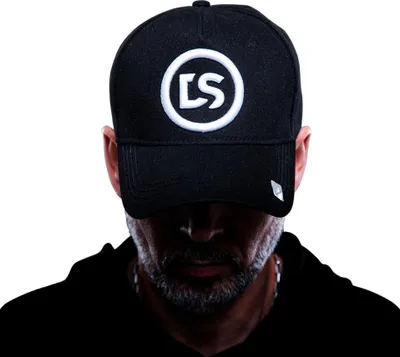 Produktbild von Dunkelschwarz Cap ICON black