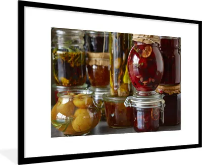Produktbild von MuchoWow® MuchoWow® Gerahmtes Poster Nahaufnahme von Obst und Gemüse in einem Weckglas 90x60 cm - Poster mit zchwarzem Bilderrahmen - Wanddekoration - Fotos
