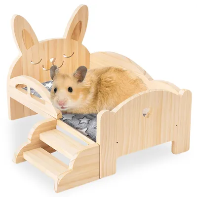 Immagine prodotto di Letto in legno per piccoli animali con scaletta e tappetino, dimensioni 34x22x18 cm