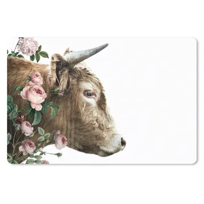 Produktbild von MuchoWow® Schreibtischunterlage Schottischer Highlander - Rosen - Rosa - Weiß 60x40 cm - XXL Mauspad - Großes Mauspad