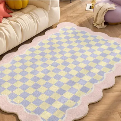 Produktbild von Flauschiger Teppich für Wohnzimmer und Kinderzimmer – Rautenmuster, 9.2 x 150 cm