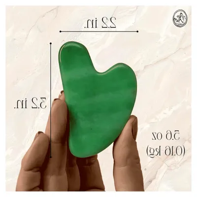 Produktbild von Jade Gua Sha Werkzeug für Gesichtsmassagen