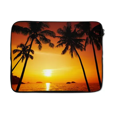 Produktbild von MuchoWow® Laptop Hülle 17 Zoll Laptoptasche Palme - Sonnenuntergang - Strand - Orange - Tropisch - Zipper - Schutzabdeckung