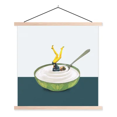 Produktbild von MuchoWow® Textilposter Joghurt - Yoga - Retro 60x60 cm mit holzfarbenen Rahmen - Wanddekoration