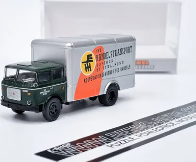 Image de LIAZ 706 box-wagon (1970) VEB Handelstransport Rostock Brekina 1:87