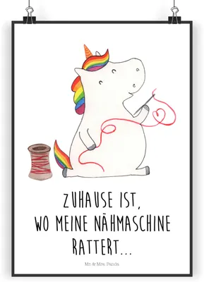 Produktbild von Mr. & Mrs. Panda Bild Einhorn Näherin DIN A3 - Weiß - Geschenk, kunstposter, wanddeko, Plakat, Unicorn, Häkeln, Nähen, Wandbild, Stricken, Basteln, Einhörner
