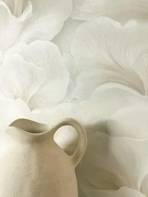 Produktbild von NEWROOM Tapete Diarra Beige Vliestapete - Floral Blumen Grafik  Germany