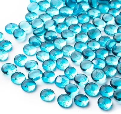 Productafbeelding van Glazen Kiezels - Mini Platte Stenen - Decoratieve Vulling - Transparant Kleurvast Glas - 150 Stuks - Zeeblauw