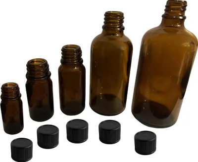 Obrázek produktu pro Sada 30 skleněných lahviček (20 ml) s černým šroubovacím uzávěrem