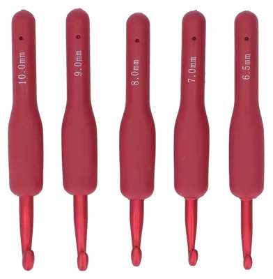 Immagine prodotto di Set di 5 ferri all'uncinetto con impugnatura ergonomica rossa e ferri in alluminio per principianti e professionisti, 6,5-10 mm