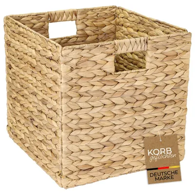 Produktbild von HMF Aufbewahrungskorb passend für KALLAX Regal, Korb geflochten aus Wasserhyazinthe mit Griffen, 32 x 34,5 x 32 cm, Natur, KI-generiertes Bild