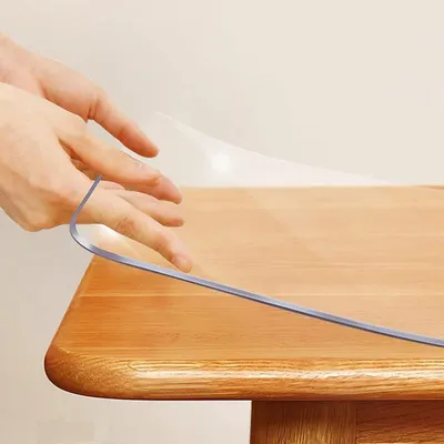Produktbild von Transparenter Tischschutz aus PVC – dicke, transparente Schreibtischabdeckung aus Kunststoff in mehreren Größen, rechteckiger Nachttisch, Büro- und Computertisch, Sofa-Kindertisch, kleiner Schreibtischschutz 15,7 x 23,6 Zoll.