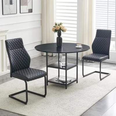 Produktbild von 3-teiliges Esstisch-Set Ø 107 cm Rund mit 2 Stühlen, Essgruppe mit Doppel-Ablage, Moderne Sitzgruppe Schwarz aus Metall & MDF, Platzsparendes Industrie-Design
