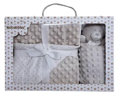 Produktbild von Baby Geschenkset: Wendedecke 75x100 cm + Kuscheltier Teddy – Beige mit Sternen – Geschenkbox