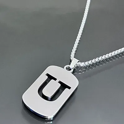 Produktbild von Personalisierte Halskette mit Buchstaben U - Elegantes Uni Schmuckstück KP34044