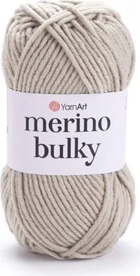 Produktbild von YarnArt Merino Bulky 033 Beige – Dicke, weiche Wolle mit Merino & Acryl, ideal zum Stricken