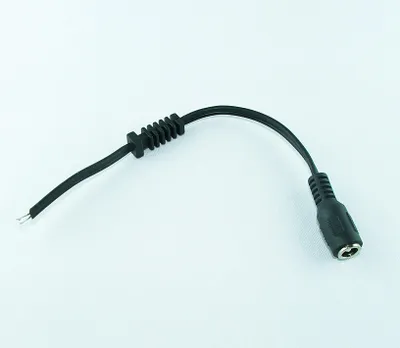 Produktbild von DC 2,5 mm/5,5 mm Buchse mit 15 cm Kabel