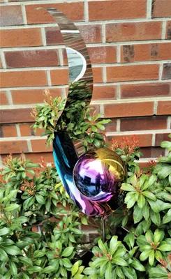 Produktbild von Skulptur Flame Edelstahl rainbow poliert 146 cm Gartenstecker Beetstecker Rosenkugel
