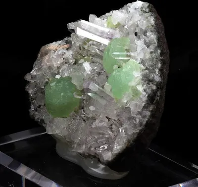 Produktbild von Prehnit, Calcit, Quarz 1369,5 Karat