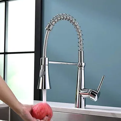 Zdjęcie produktu dla Bateria kuchenna Famanu – chromowana, obrotowa o 360°, z dwoma trybami strumienia